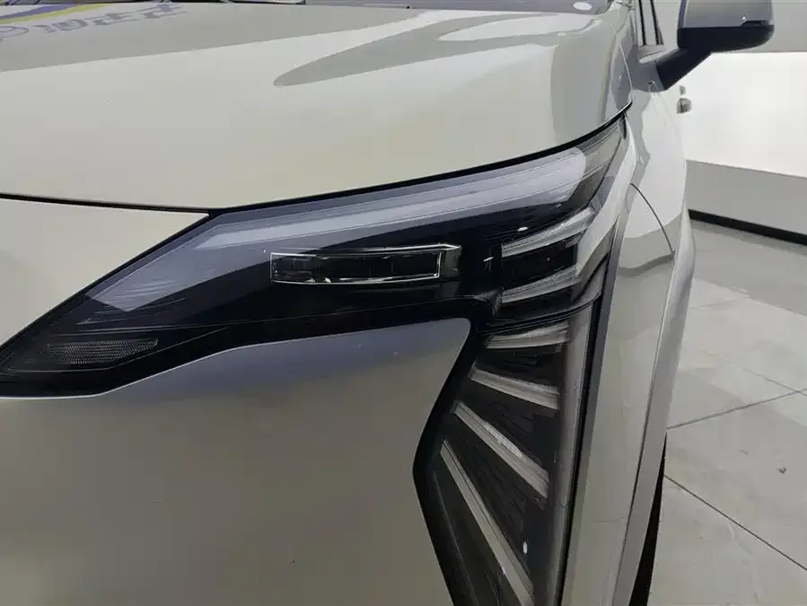 AION AION Y AION Y 2025 Plus 510 Smart Edition 2025 — миниатюра 2