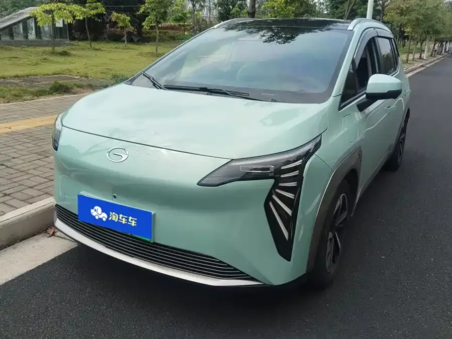 AION AION Y AION Y 2022 Plus 70 Smart Edition 2022 — фото 1, купить с доставкой в Москву