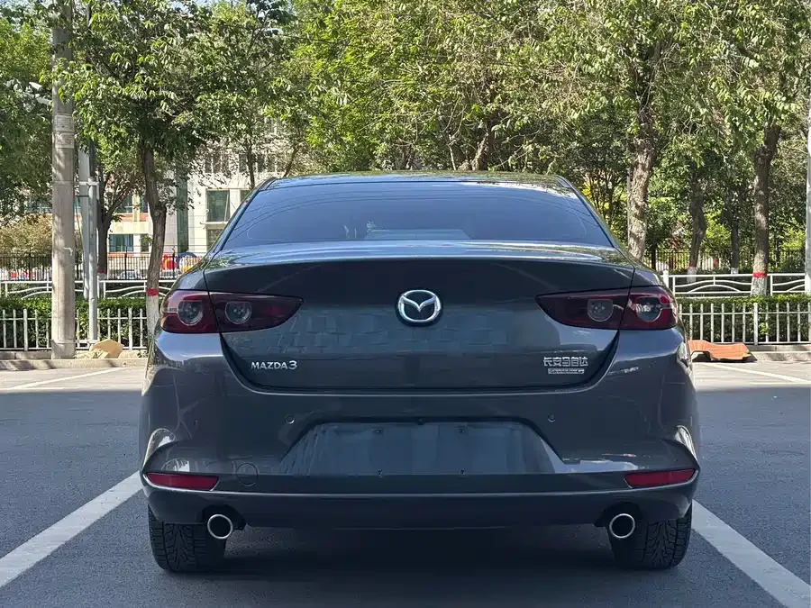 Mazda Axela Mazda3 Angkesela 2022 2.0L automatic quality version 2022 — миниатюра 4