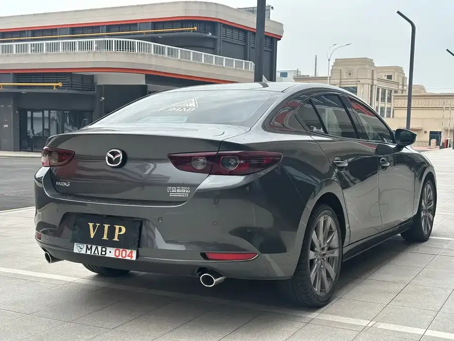 Mazda Axela Mazda3 Angkesela 2022 2.0L automatic quality version 2022 — миниатюра 3
