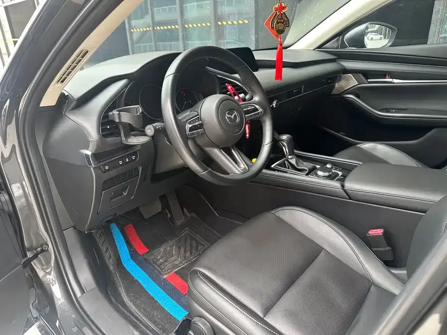 Mazda Axela Mazda3 Angkesela 2022 2.0L automatic quality version 2022 — миниатюра 4