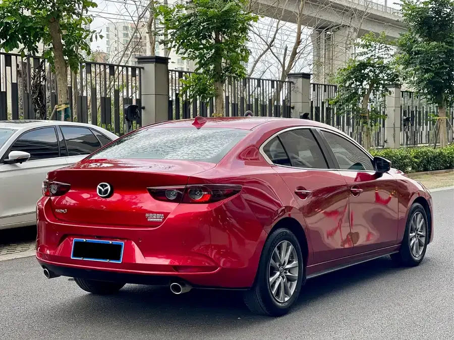 Mazda Axela Mazda3 Angkesela 2021 1.5L automatic quality version 2022 — миниатюра 3