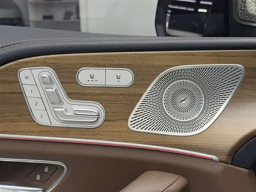 Mercedes-Benz GLE New Energy Mercedes-Benz GLE New Energy 2024 GLE 400 e 4MATIC 2024 — миниатюра 4