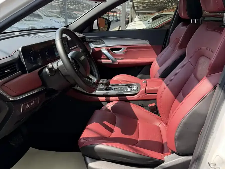 Jetour X70 Plus JETOUR X70 PLUS 2021 1.5T DCT Mountain PRO 5-seater 2022 — миниатюра 2