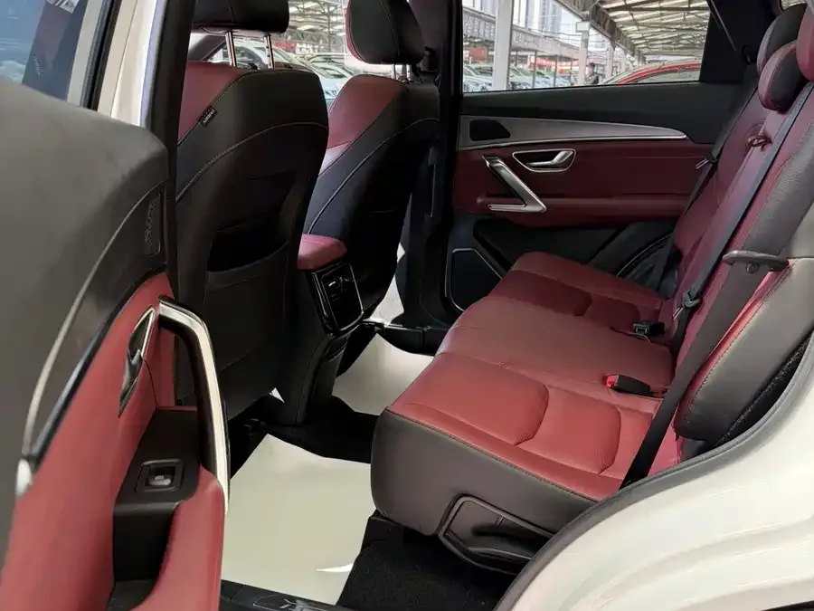 Jetour X70 Plus JETOUR X70 PLUS 2021 1.5T DCT Mountain PRO 5-seater 2022 — миниатюра 4