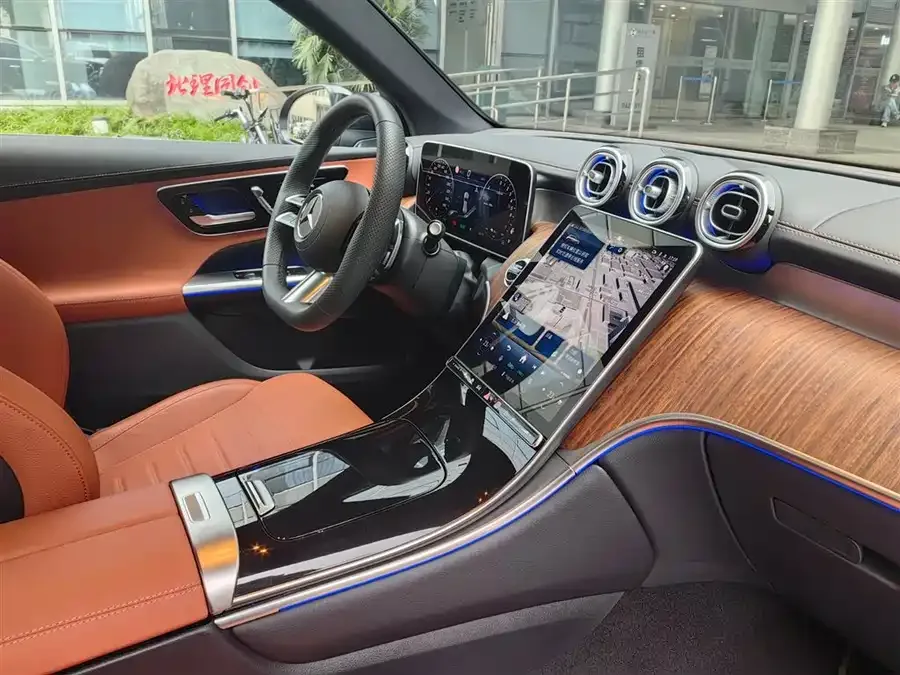 Mercedes-Benz GLC New Energy Mercedes-Benz GLC New Energy 2025 350 e L 4MATIC Collector's Edition 2025 — миниатюра 4