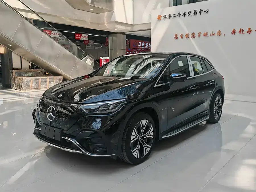 Mercedes-Benz EQE SUV 2026