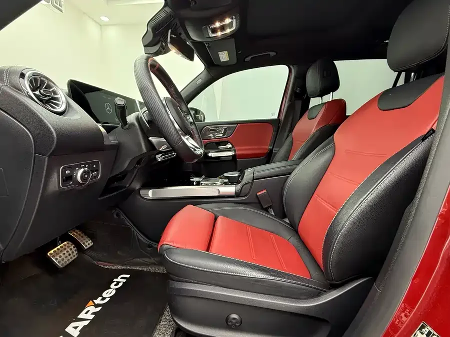Mercedes-Benz GLB AMG Mercedes-Benz GLB AMG 2022 AMG GLB 35 4MATIC 2023 — миниатюра 3