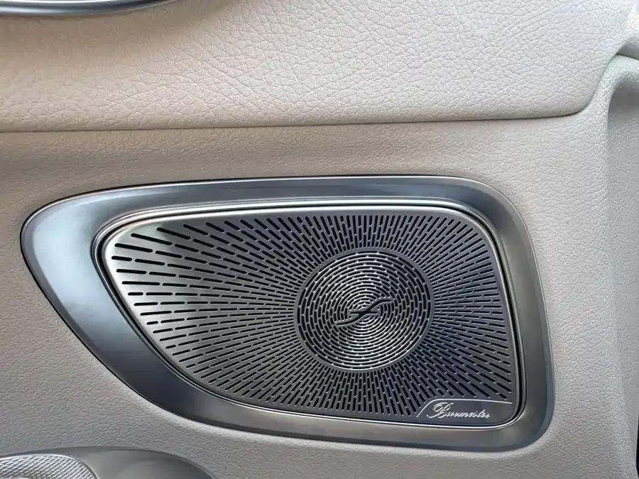 Mercedes-Benz CLE Mercedes-Benz CLE 2025 CLE 300 4MATIC Dynamic Coupe 2025 — миниатюра 4