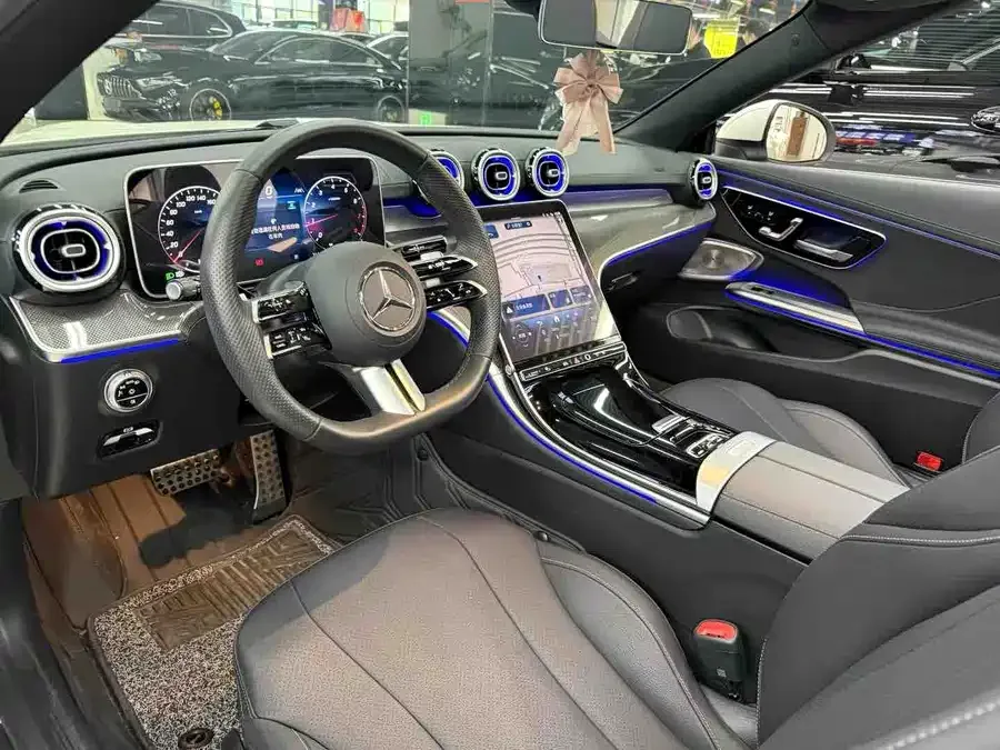 Mercedes-Benz CLE Mercedes-Benz CLE 2025 CLE 260 Convertible Coupe 2025 — миниатюра 4