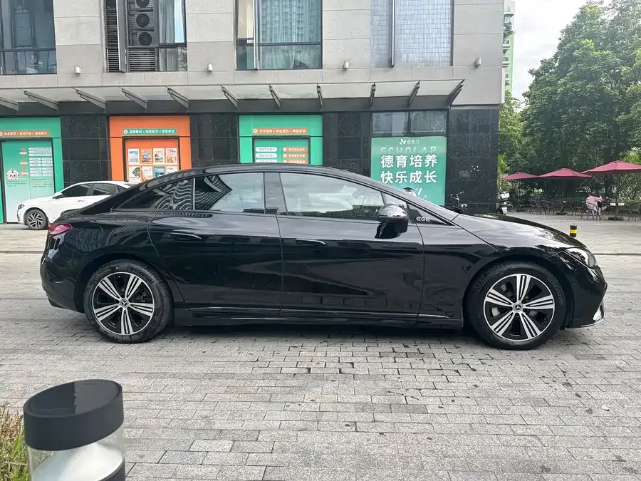 Mercedes-Benz EQE Mercedes-Benz EQE 2022 350 Luxury Edition 2023 — миниатюра 2