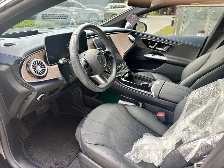 Mercedes-Benz EQE Mercedes-Benz EQE 2022 350 Luxury Edition 2023 — миниатюра 4