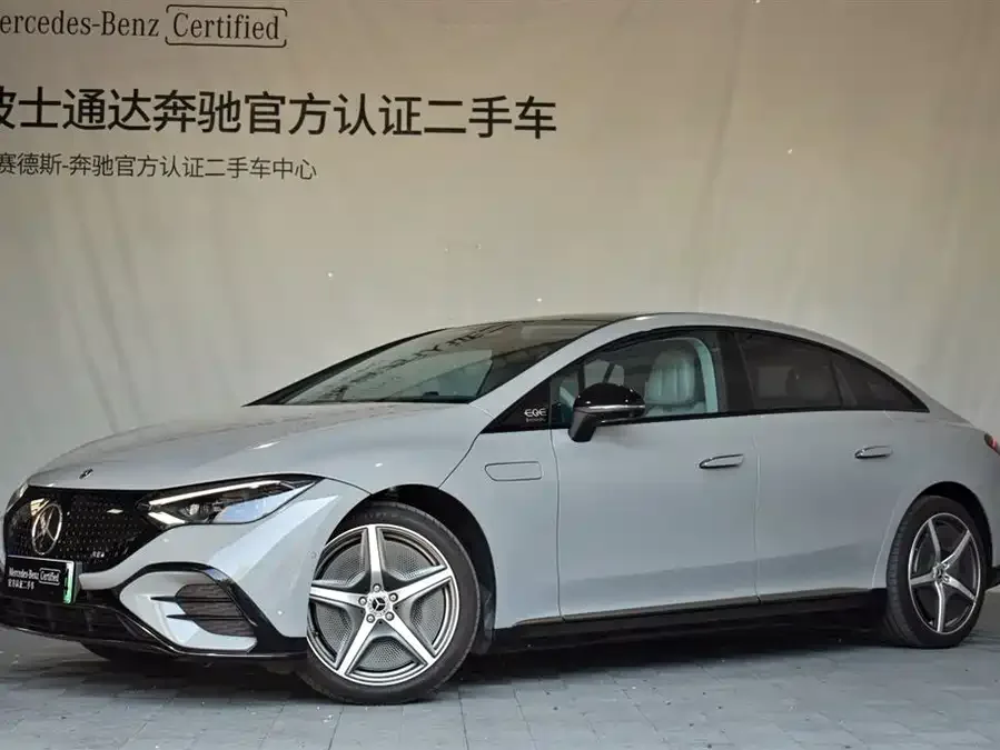 Mercedes-Benz EQE 2024