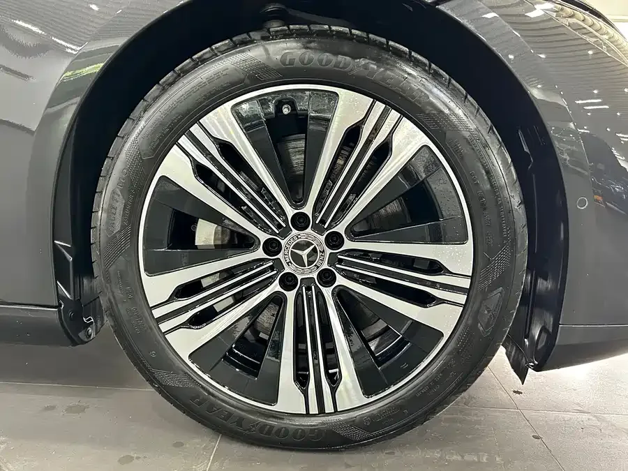 Mercedes-Benz EQS Mercedes-Benz EQS 2023 450+ Pioneer Edition 2024 — миниатюра 4