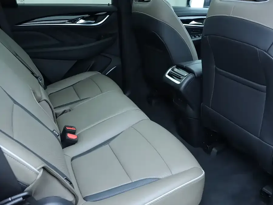 Buick Envision 2022 Angkeqi 652T 4WD flagship model 7 seats 2023 — миниатюра 4