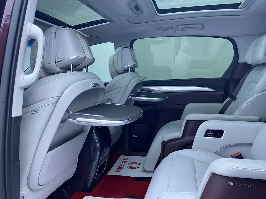 Buick GL8 2023 Avenir Six-seat Xianli Edition 2023 — миниатюра 3