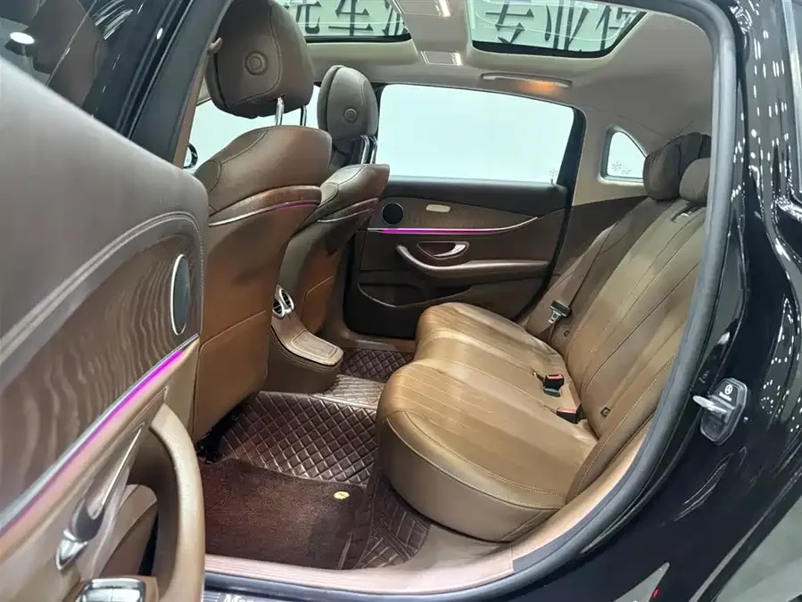 Mercedes-Benz E-class new energy Mercedes-Benz E-Class New Energy 2022 E 350 e L Plug-in Hybrid Sedan 2022 — миниатюра 3