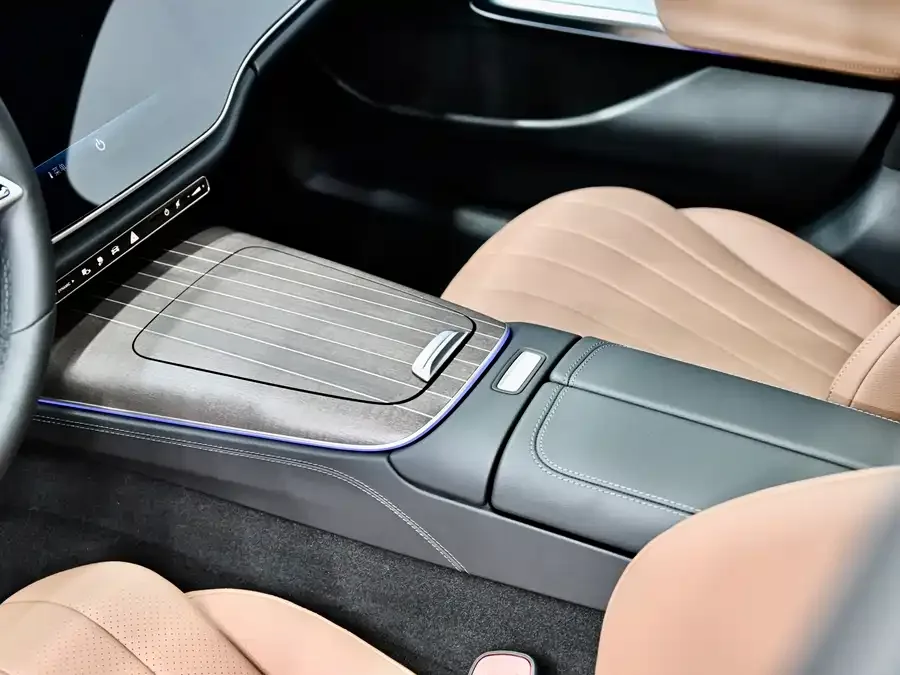 Mercedes-Benz E-class new energy Mercedes-Benz E-Class New Energy 2024 E 350 e L Plug-in Hybrid Sedan 2025 — миниатюра 5