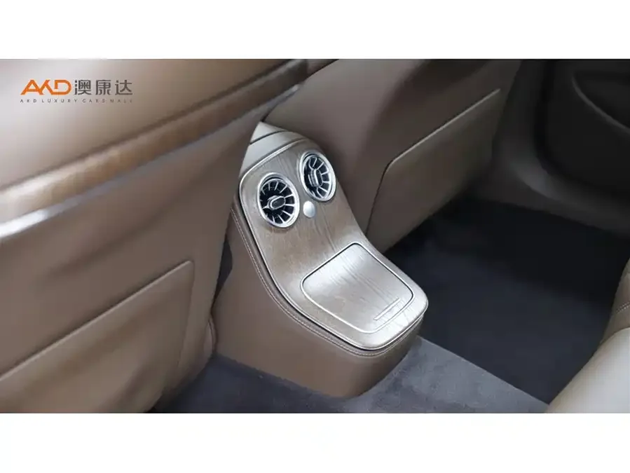 Mercedes-Benz E-class new energy Mercedes-Benz E-Class New Energy 2023 E 350 e L Plug-in Hybrid Sedan 2023 — миниатюра 3