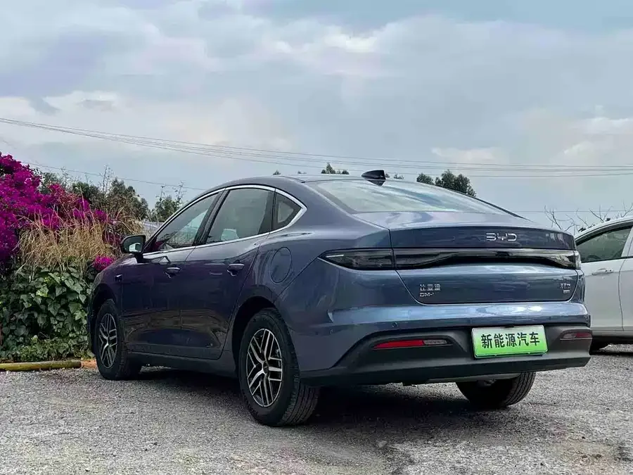 BYD seal 05 DM-i Seal 05 DM-i 2025 DM-i Intelligent Driving Edition 120KM Flagship Model 2025 — миниатюра 3