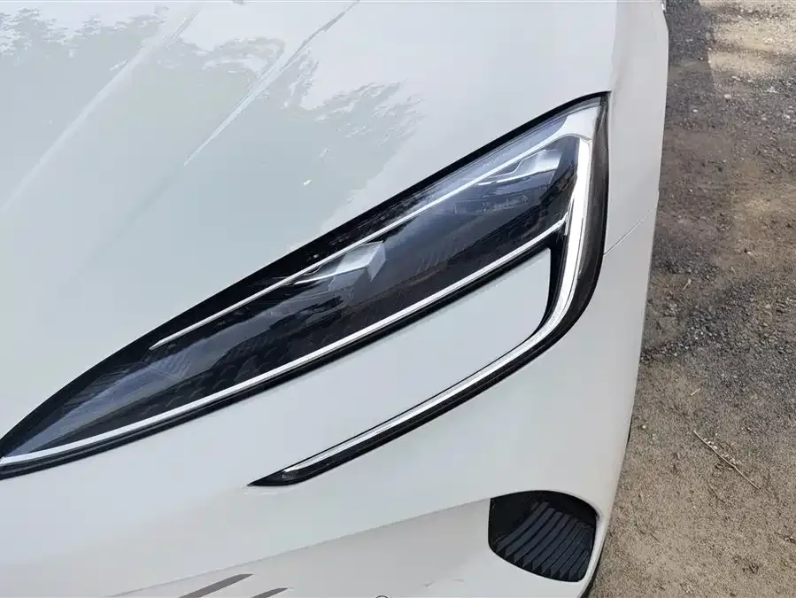 BYD seal 07 DM-i Seal 07 DM-i 2025 DM-i 1.5L 70km Elite 2025 — миниатюра 2