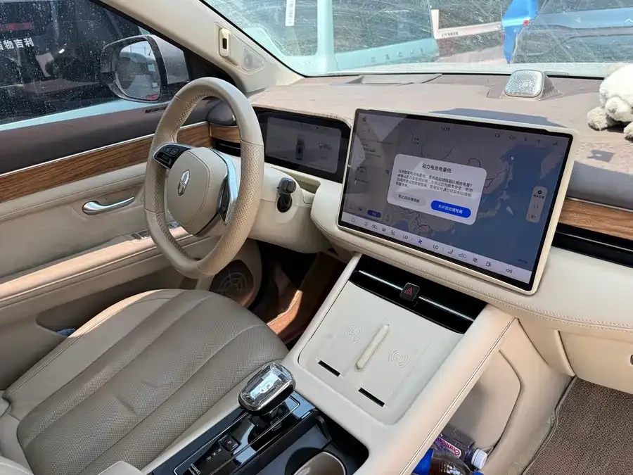 AITO M7 Wenjie M7 2024 1.5T Intelligent Driving 4WD Max Edition 6 Seaters 2024 — миниатюра 5