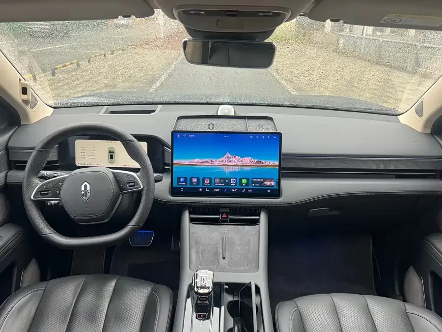 AITO M7 QM7 2022 1.5T 4WD Luxury Edition 2022 — миниатюра 4