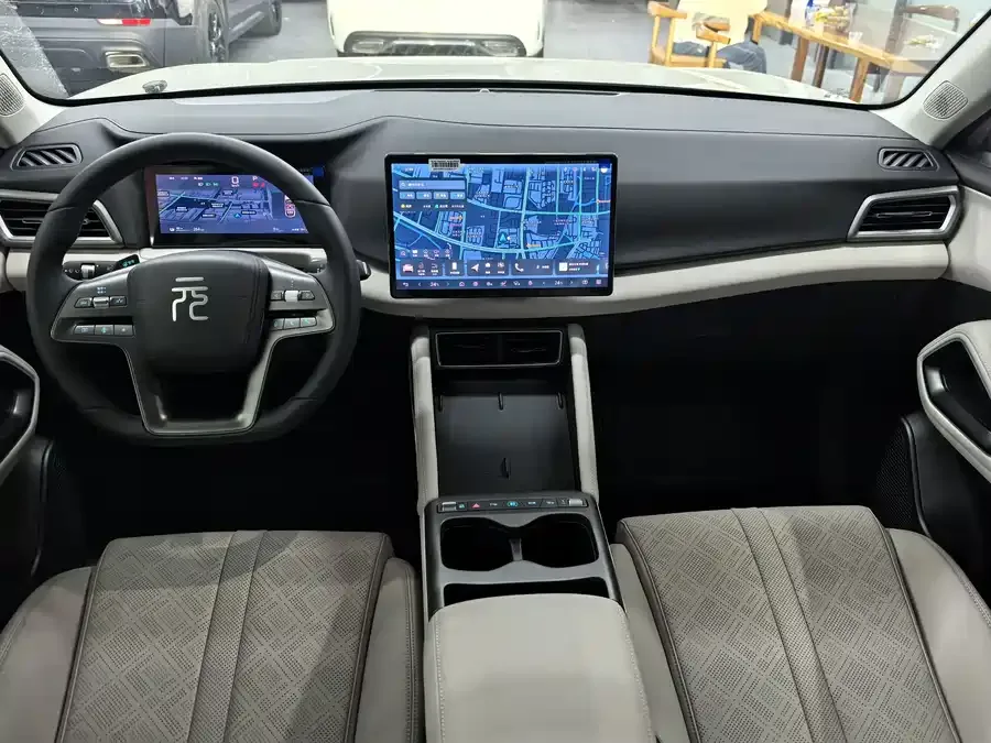 BYD Yuan Up Yuan UP 2025 Smart Driving Edition 401KM Vitality Edition 2025 — миниатюра 2