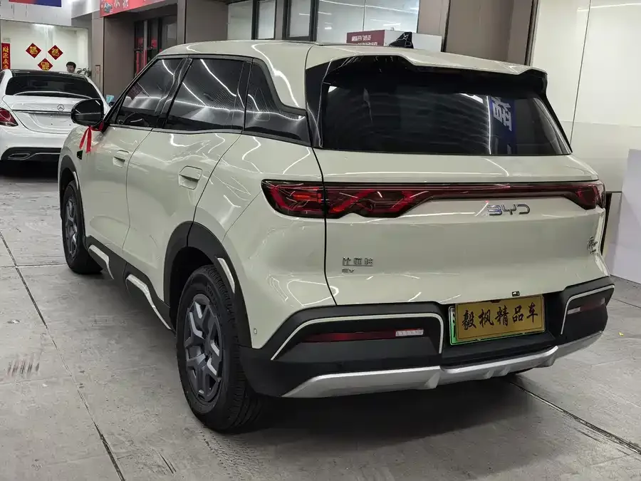 BYD Yuan Up Yuan UP 2025 Smart Driving Edition 401KM Vitality Edition 2025 — миниатюра 3