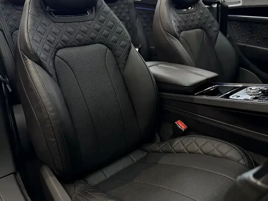 Bentley Continental 2022 Continental 4.0T GT V8 Convertible 2022 — миниатюра 5
