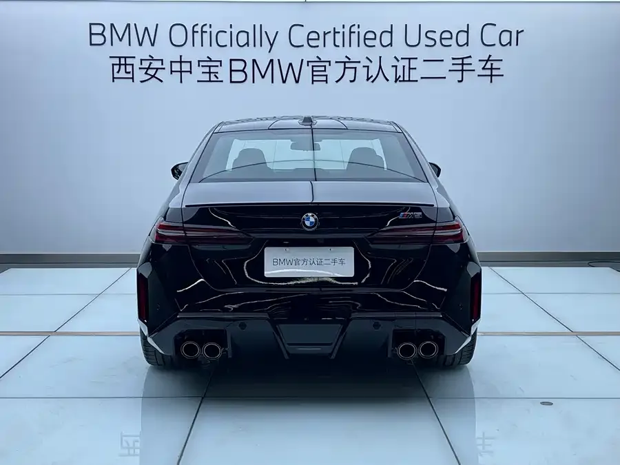 BMW M5 New Energy 2025 M5 2025 — миниатюра 4