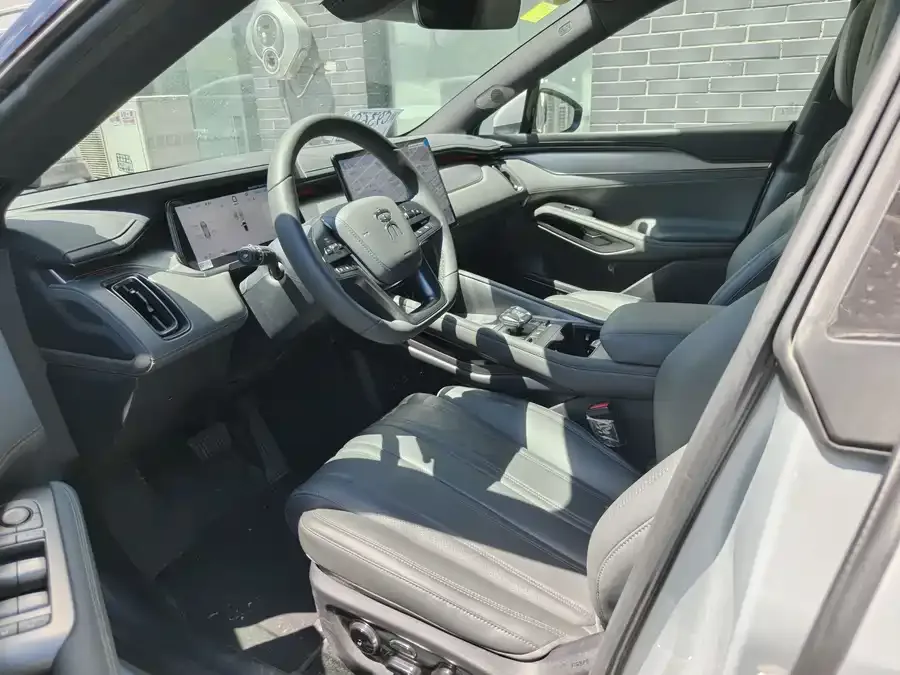 BYD Song L EV Song L EV 2025 Intelligent Driving Edition 662KM Laser Radar Excellence Edition 2025 — миниатюра 2