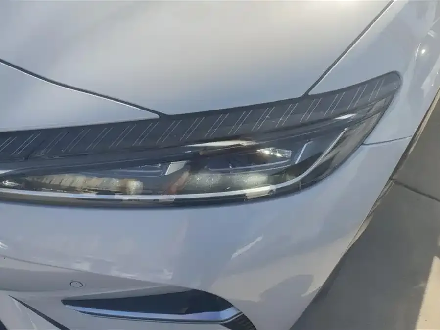 BYD Song L EV Song L EV 2025 Intelligent Driving Edition 662KM Laser Radar Excellence Edition 2025 — миниатюра 2