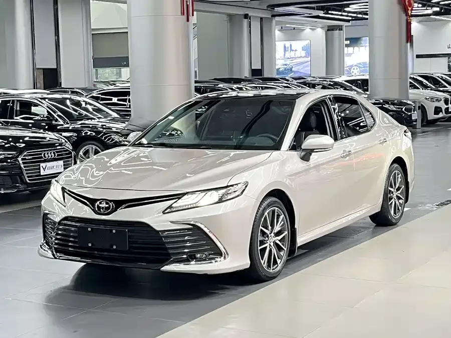 Toyota Camry 2022