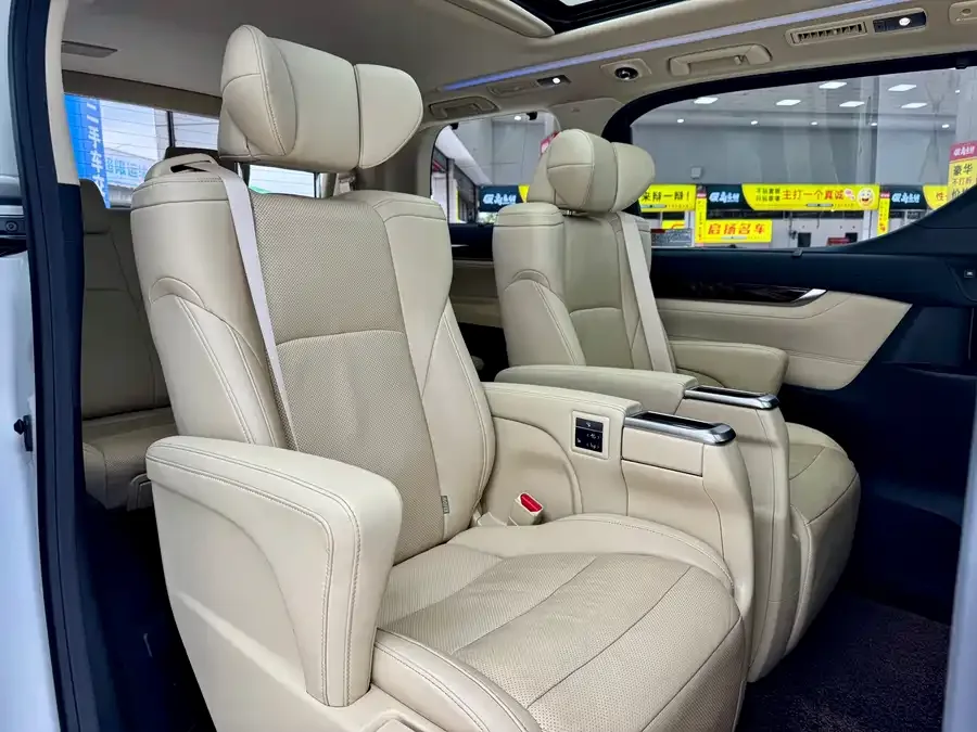 Toyota Alphard Alfa 2021 Dual Engine 2.5L Deluxe Edition 2022 — миниатюра 4