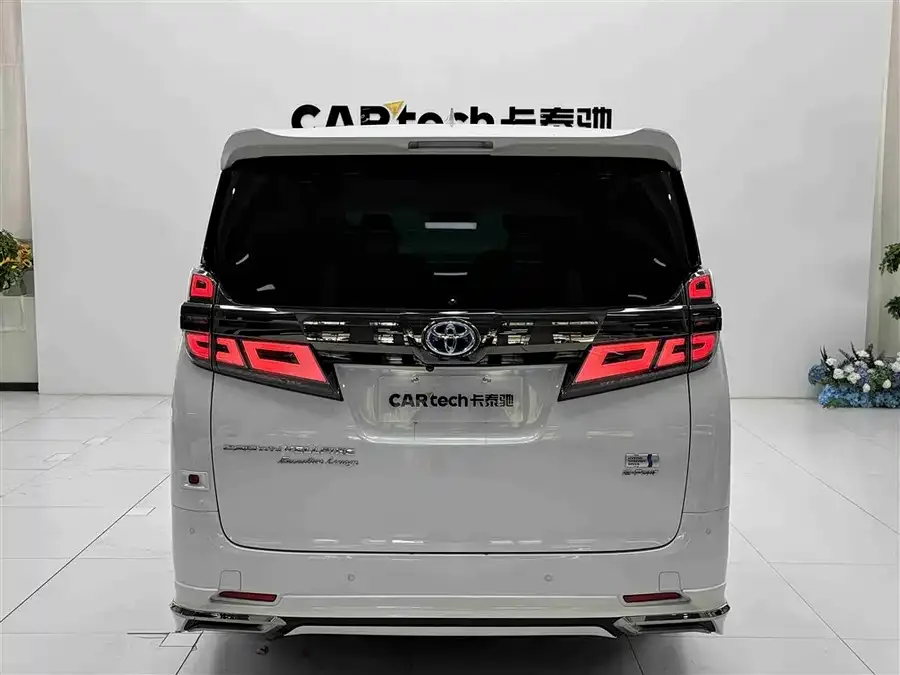 Toyota Crown Vellfire Vellfire 2023 Crown Hybrid 2.5L HV Supreme Edition 2023 — миниатюра 4