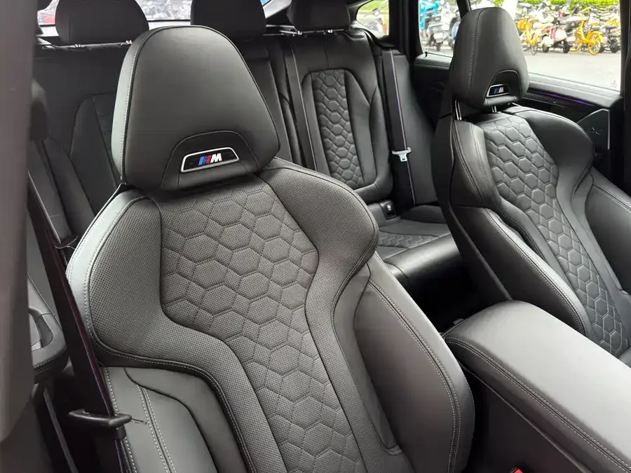 BMW X4 M BMW X4 M 2022 X4 M Thunder Edition 2023 — миниатюра 4