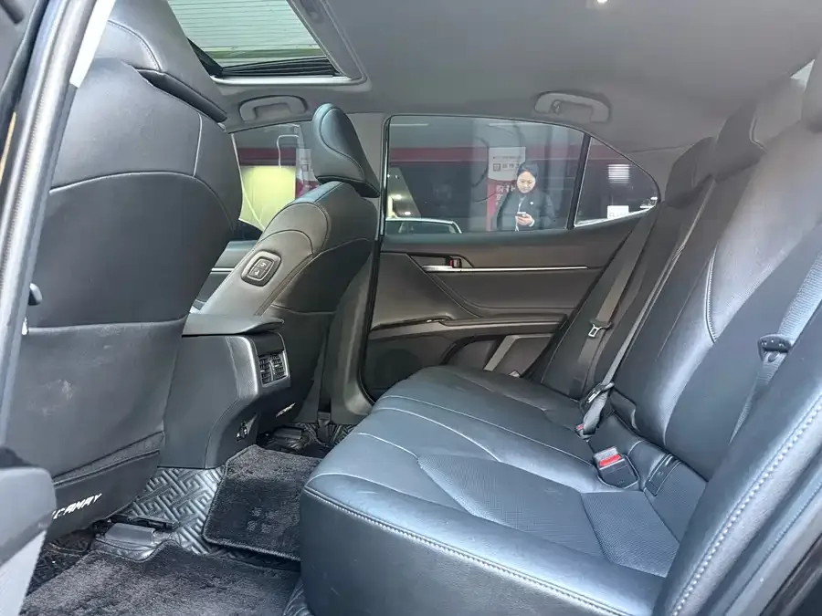 Toyota Camry Camry 2023 2.0G Deluxe Edition 2023 — миниатюра 2