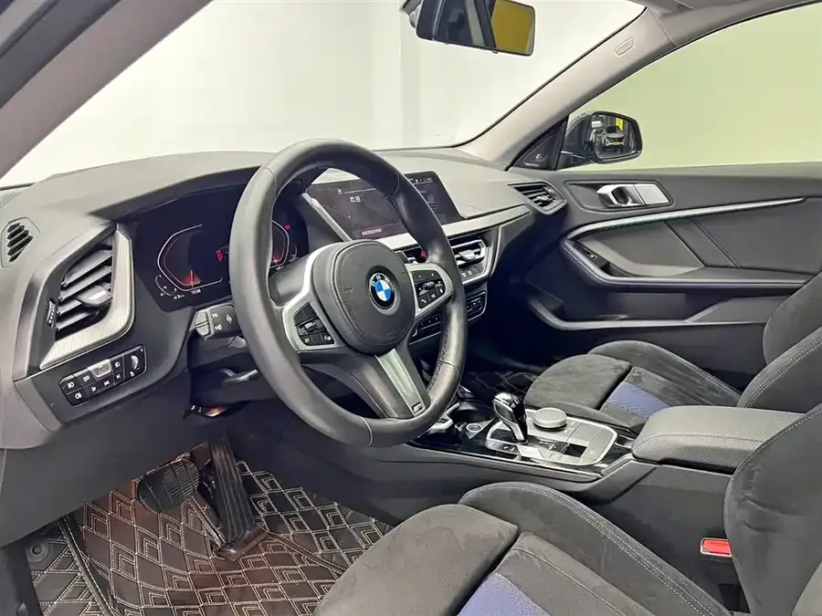 BMW 2 Series BMW 2 Series (Imported) 2021 225i 4-Door Coupe M Sport Night Edition 2022 — миниатюра 4