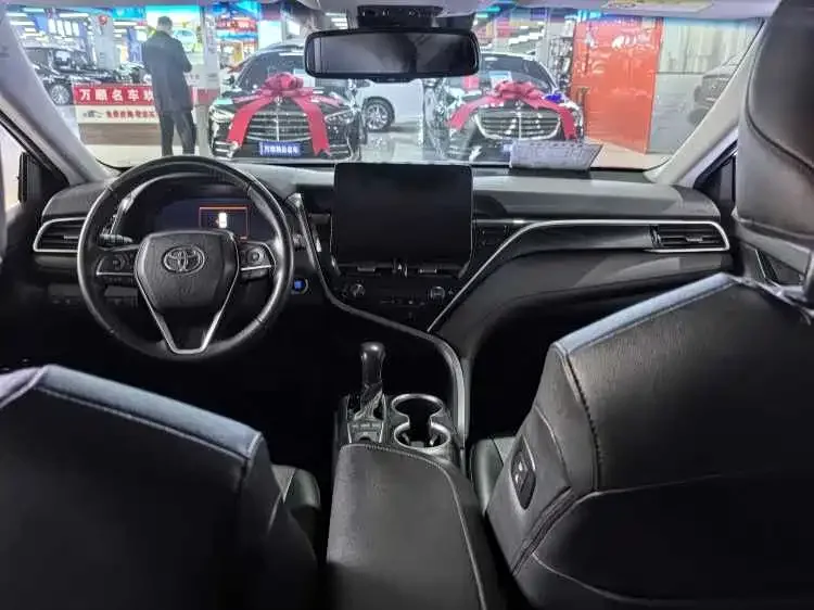 Toyota Camry Camry 2021 2.5G Deluxe Edition 2022 — миниатюра 3