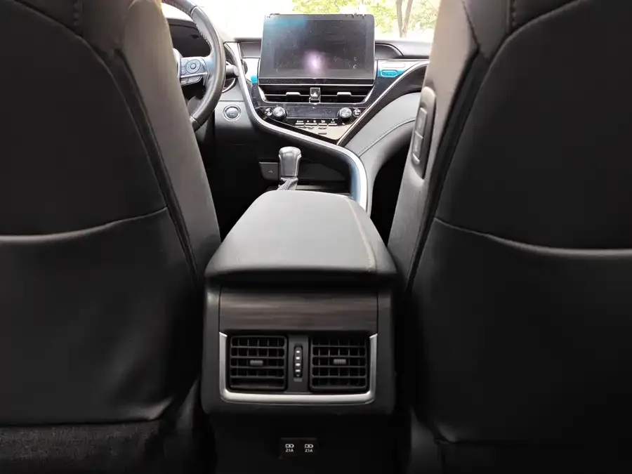 Toyota Camry Camry 2021 2.0G Deluxe Edition 2022 — миниатюра 5