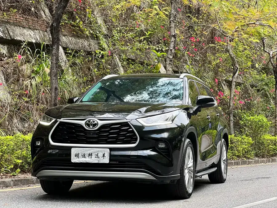 Toyota Highlander Highlander 2022 380T 4WD Premium Edition 7 Seaters 2024 — фото 1, купить с доставкой в Москву