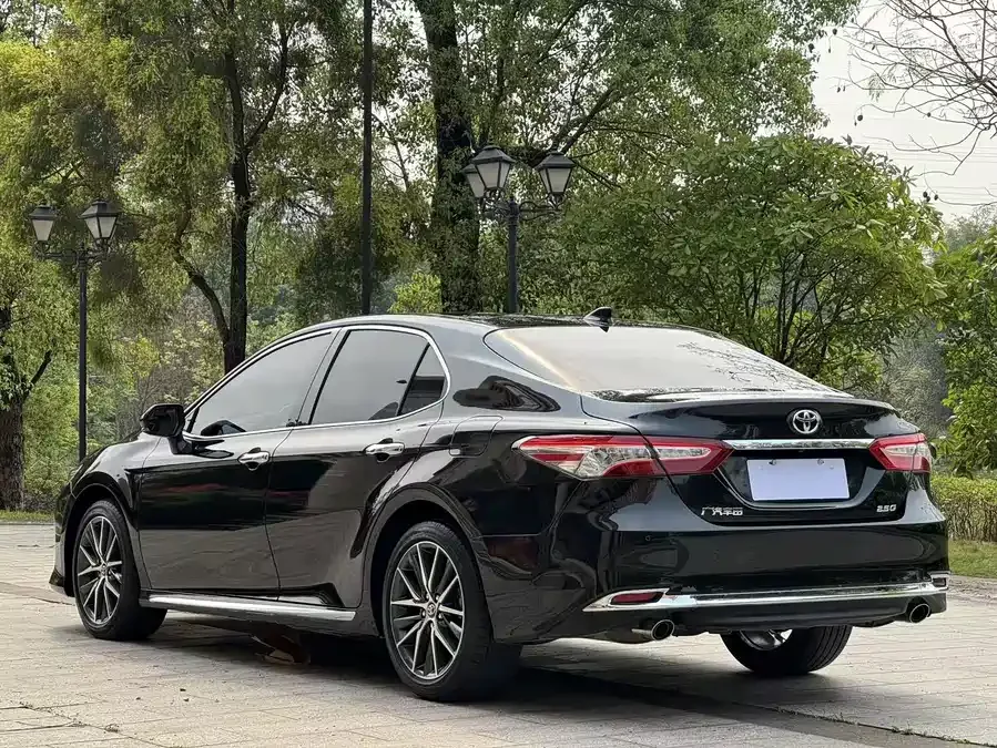 Toyota Camry Camry 2023 2.5G Deluxe Edition 2024 — миниатюра 2