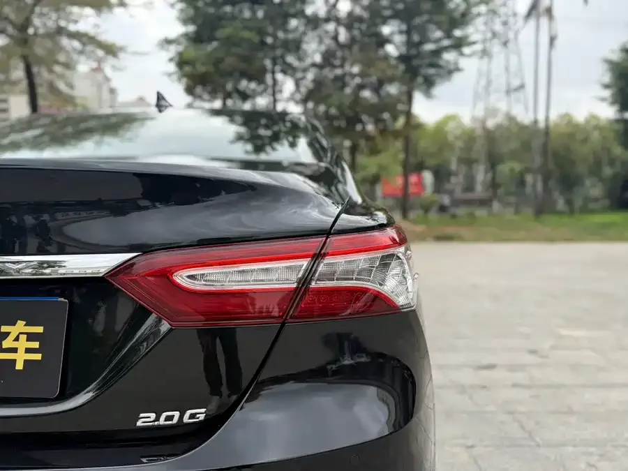 Toyota Camry Camry 2021 2.0G Deluxe Edition 2022 — миниатюра 5