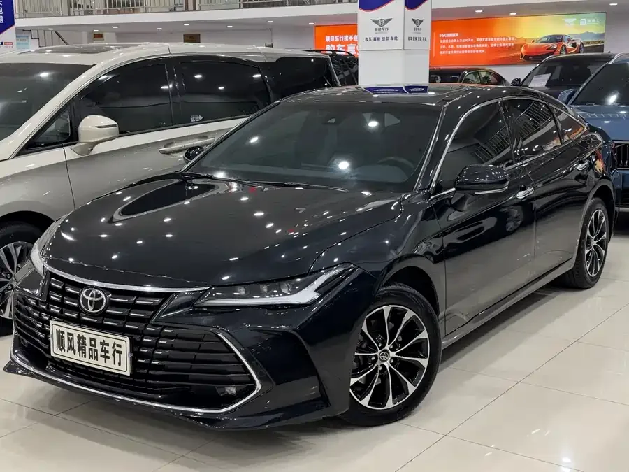 Toyota Avalon Asia Dragon 2022 2.0L Deluxe Edition 2022 — фото 1, купить с доставкой в Москву