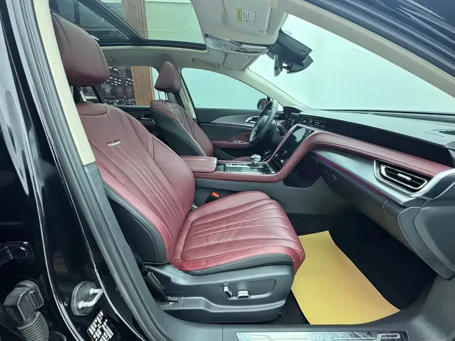 Hongqi H5 Hongqi H5 2023 2.0T Automatic Intelligent Connection Flagship Chang Edition 2024 — миниатюра 5