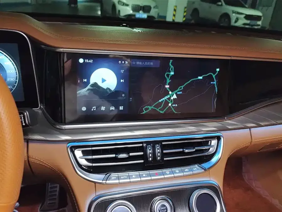 Hongqi H9 Hongqi H9 2022 2.0T Zhilian Qiyue Edition 2022 — миниатюра 4