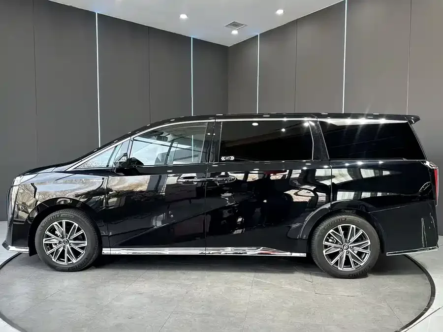 GAC Trumpchi M8 Trumpchi M8 2024 Master Series 400T Supreme Edition 2024 — миниатюра 4