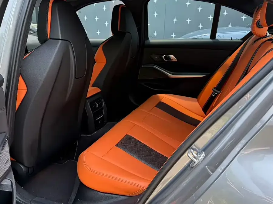 BMW M3 2023 M3 Sedan Thunder Edition 2024 — миниатюра 5