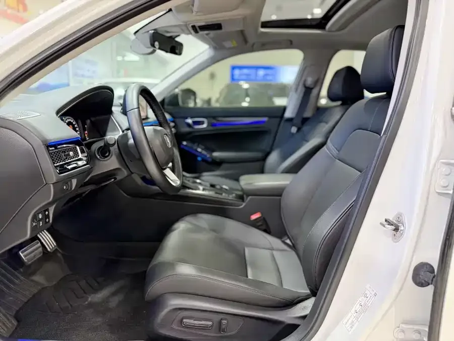 Honda Integra Stylish 2023 240TURBO CVT Fantasy NightLuxury Edition 2025 — миниатюра 4